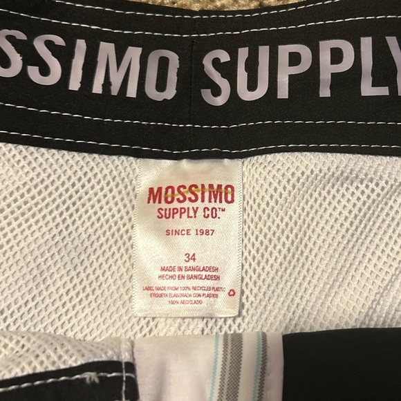 Mossimo Swim Trunks Board Shorts Below Knee Front Tie 34 NWT 83 - Picture 4 of 5